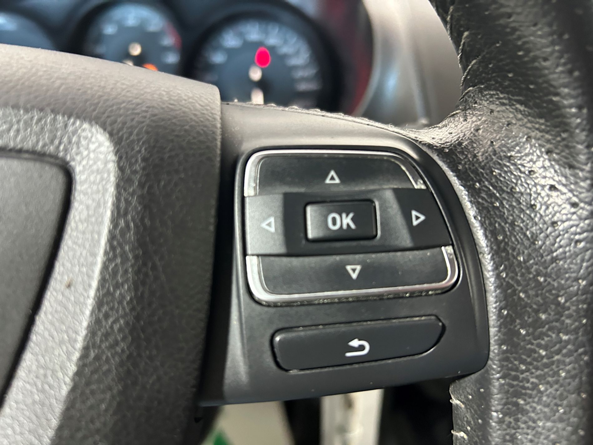 Cupra Leon 2.0 tsi R 265cv - Autoviemme